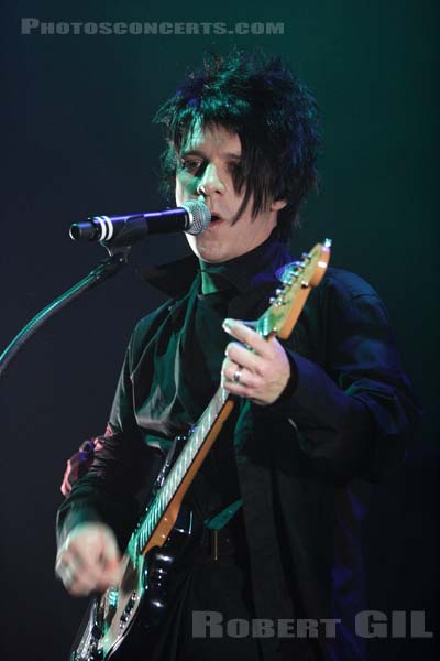 INDOCHINE - 2006-03-28 - PARIS - Theatre Mogador - 